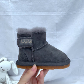 Bota Infantil Pelinhos UGG